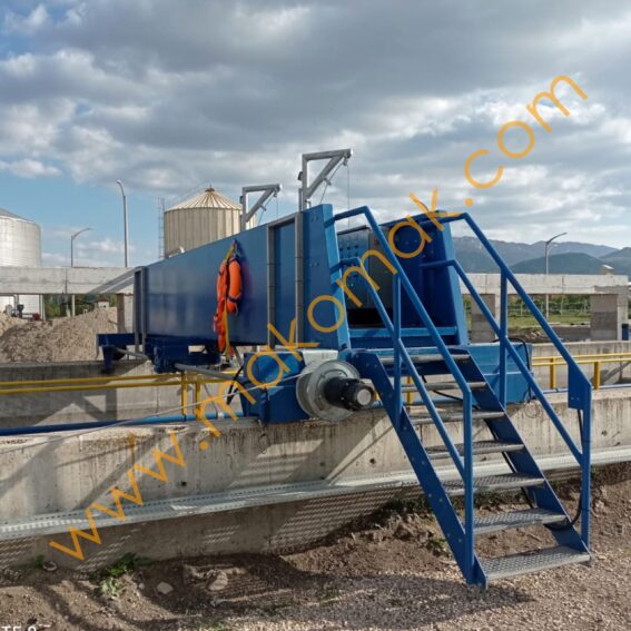 Spring driven cable reel